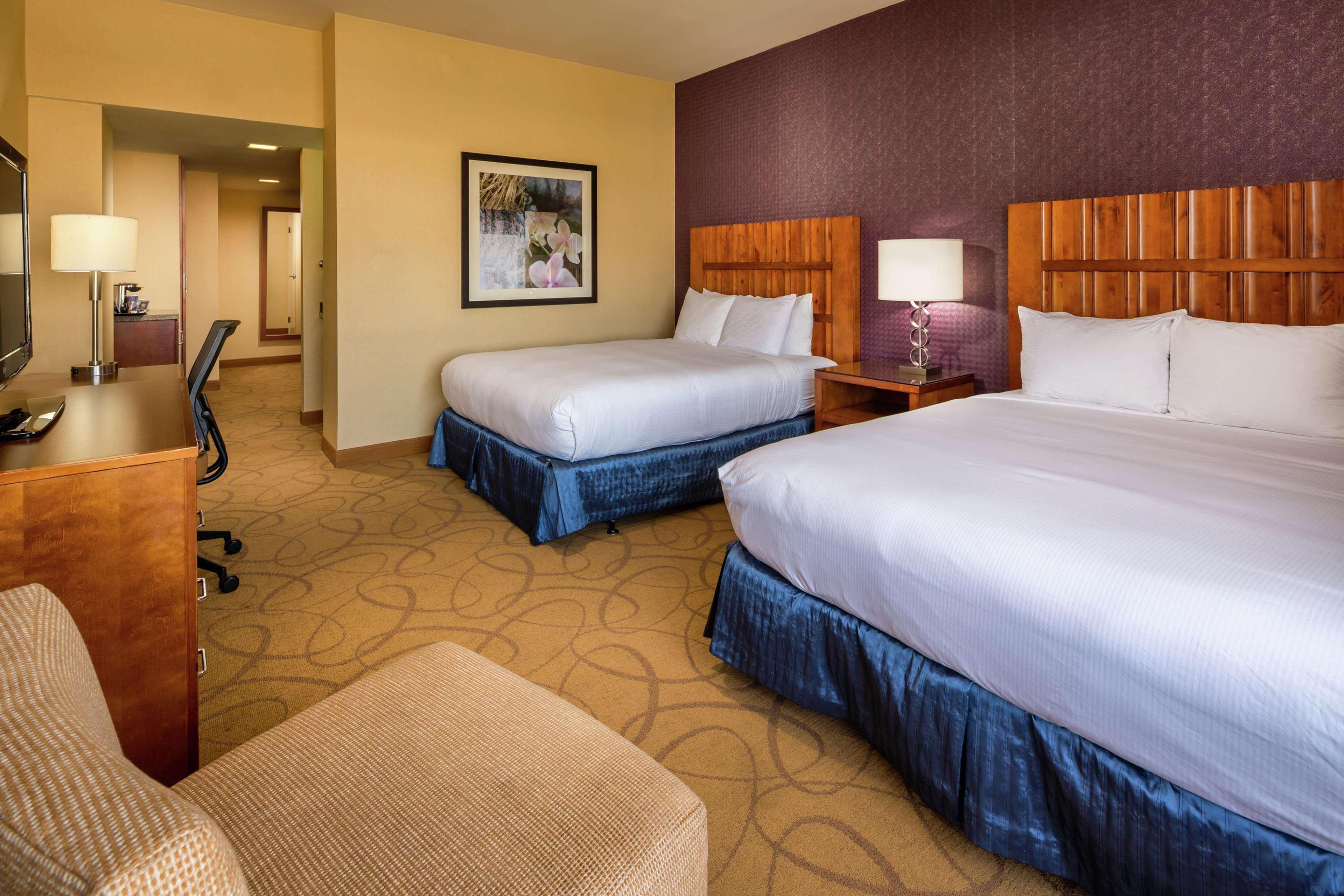Hotel Doubletree By Hilton Carson Exterior foto