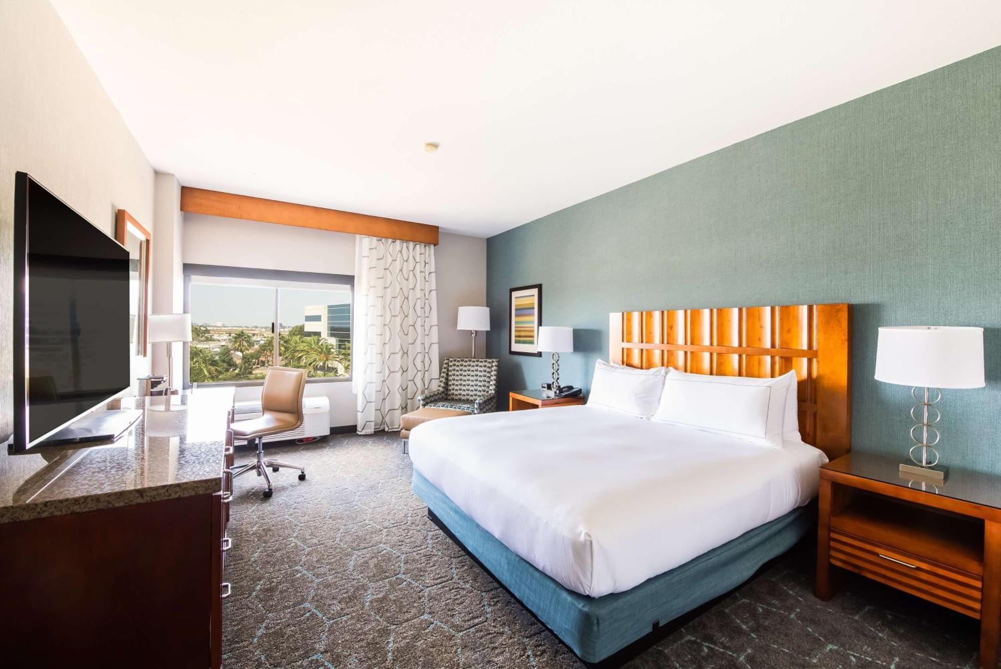 Hotel Doubletree By Hilton Carson Exterior foto